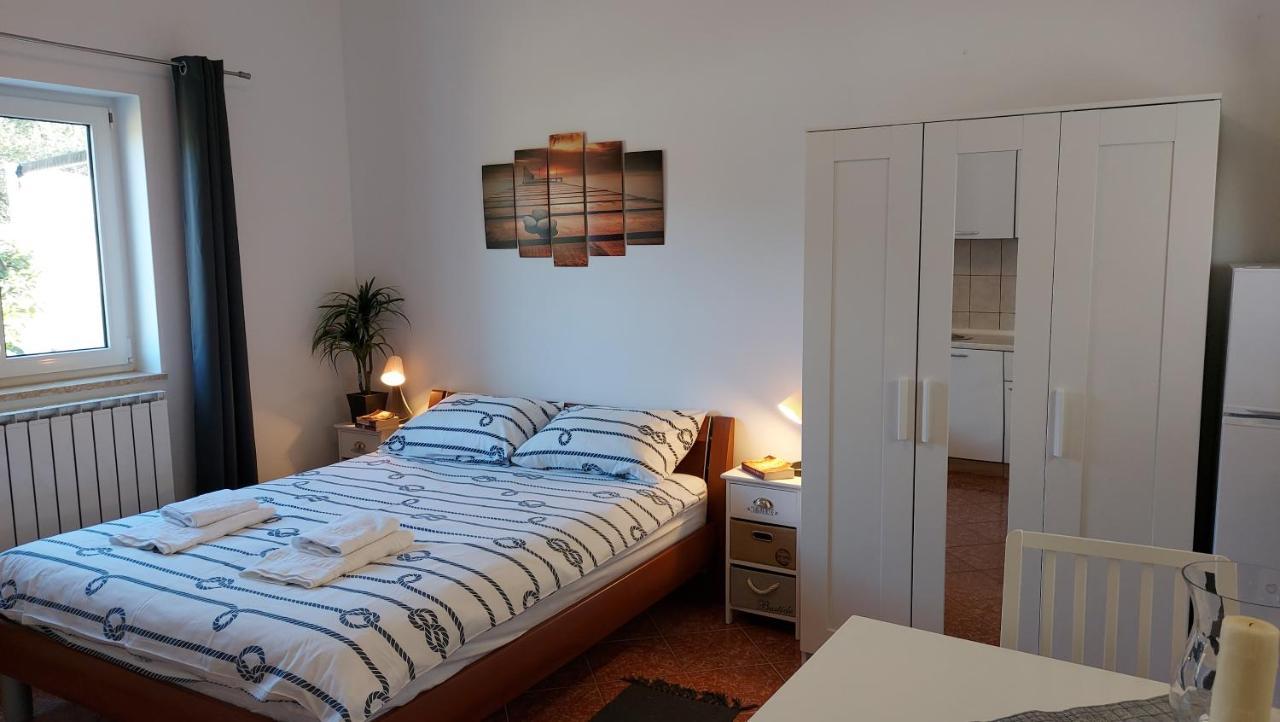 Apartamento Soline Ada Pjescana Uvala Exterior foto