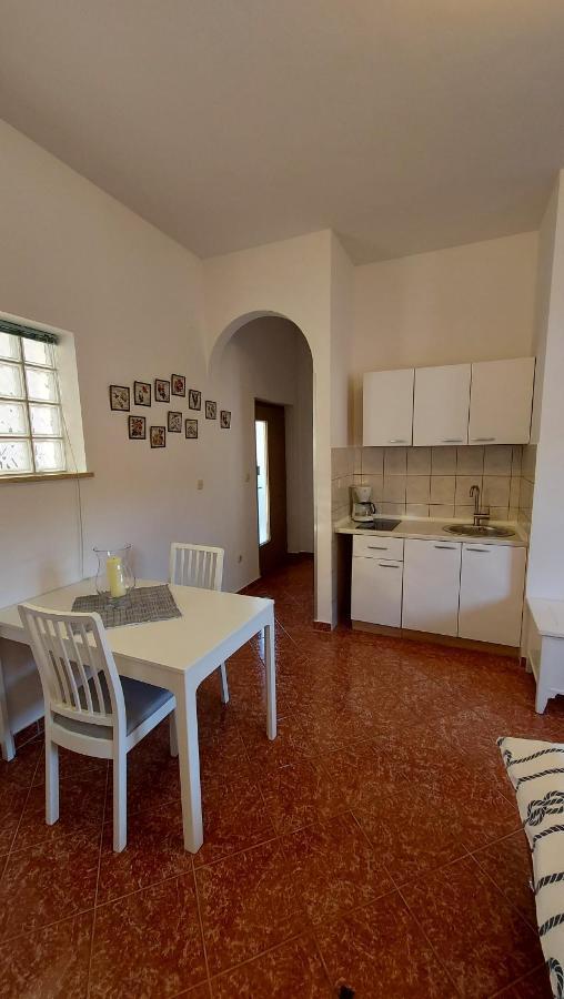 Apartamento Soline Ada Pjescana Uvala Exterior foto