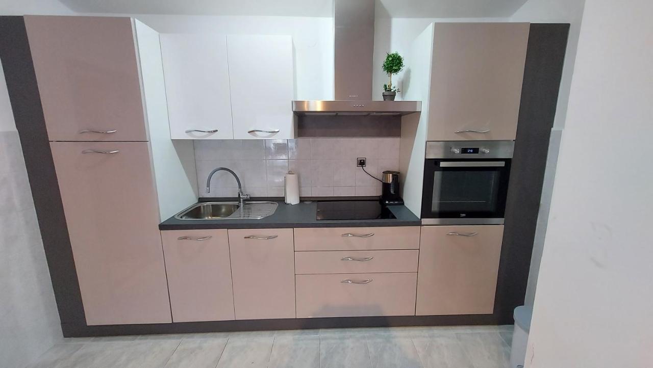 Apartamento Soline Ada Pjescana Uvala Exterior foto