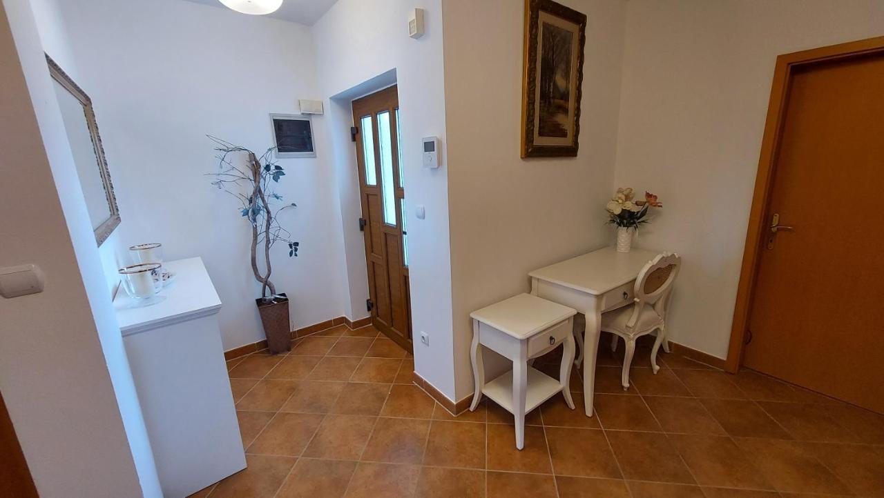 Apartamento Soline Ada Pjescana Uvala Exterior foto