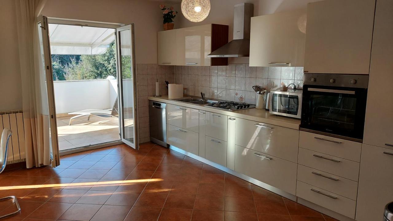 Apartamento Soline Ada Pjescana Uvala Exterior foto