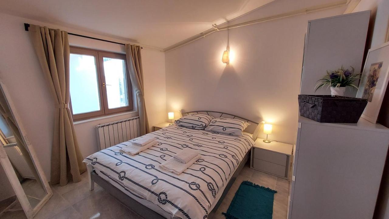 Apartamento Soline Ada Pjescana Uvala Exterior foto