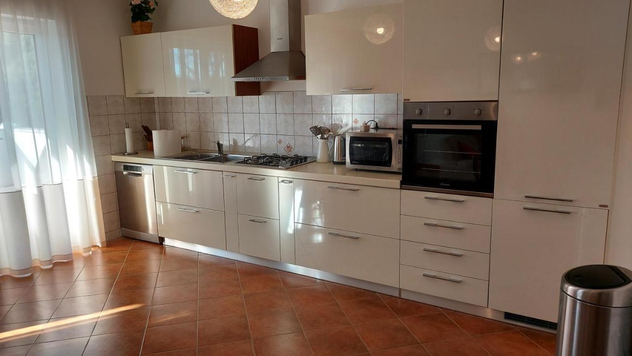 Apartamento Soline Ada Pjescana Uvala Exterior foto